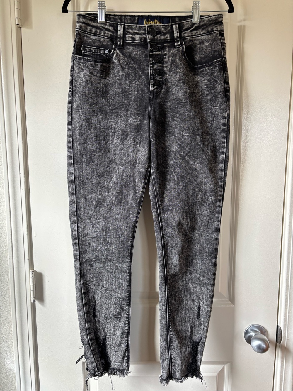 INDIGO REIN Black Acid Wash Denim High Rise Skinny Jeans Women’s size 9/28